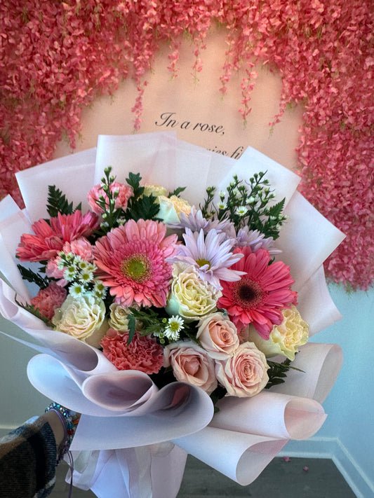 Medium Floral Mix