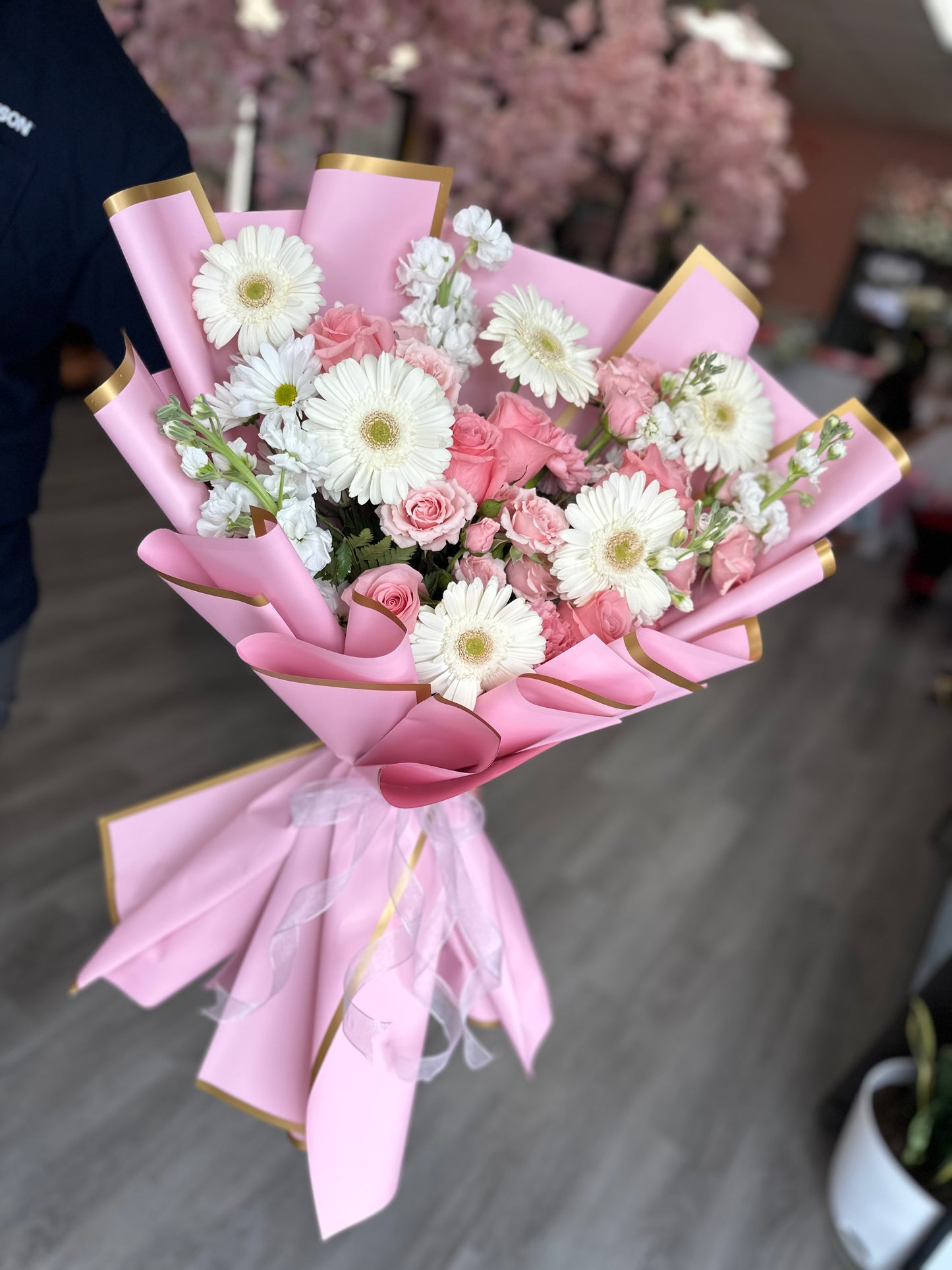 Pink/white floral mix