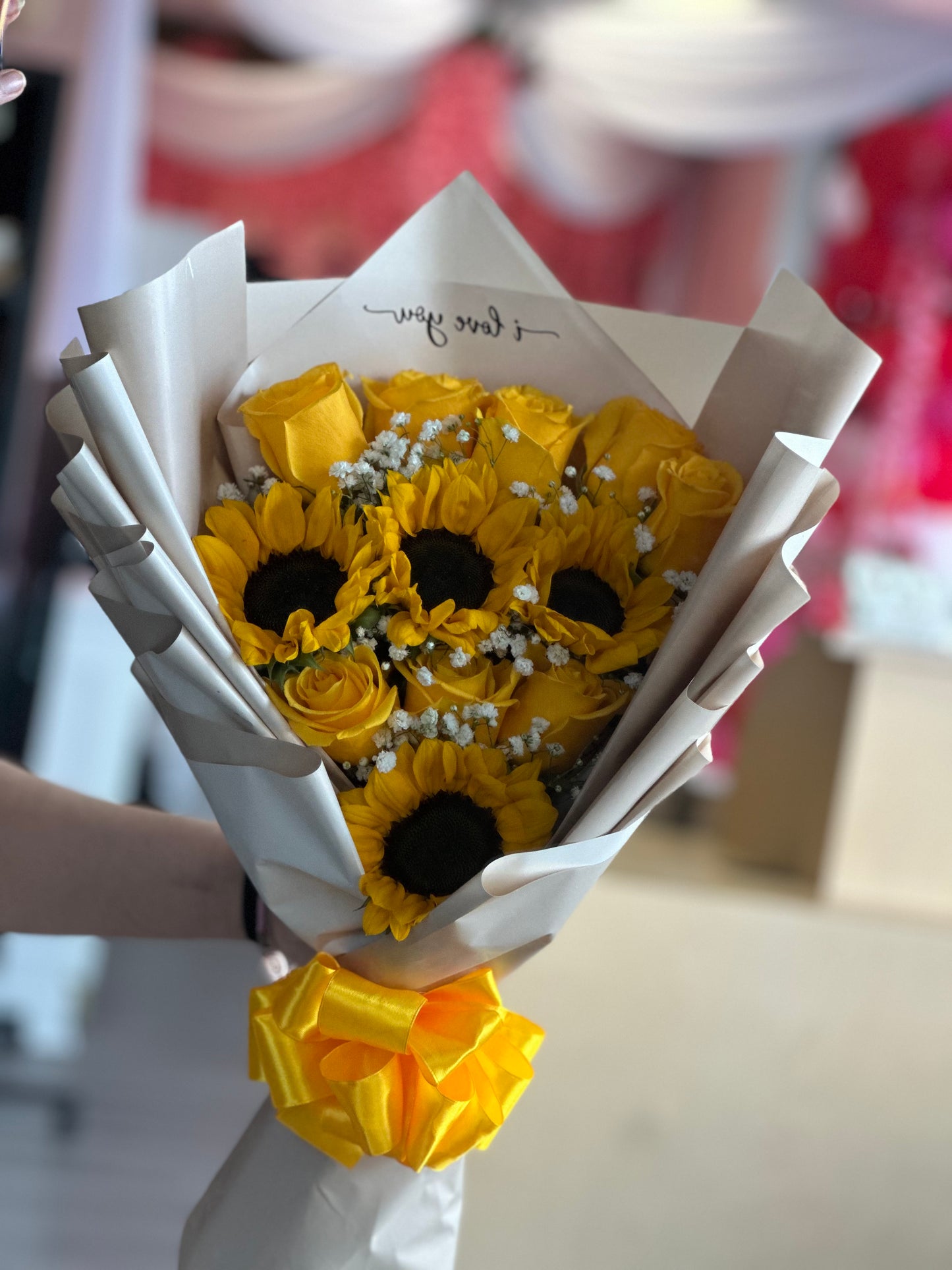 Roses and Sunflower Flat Bouquet